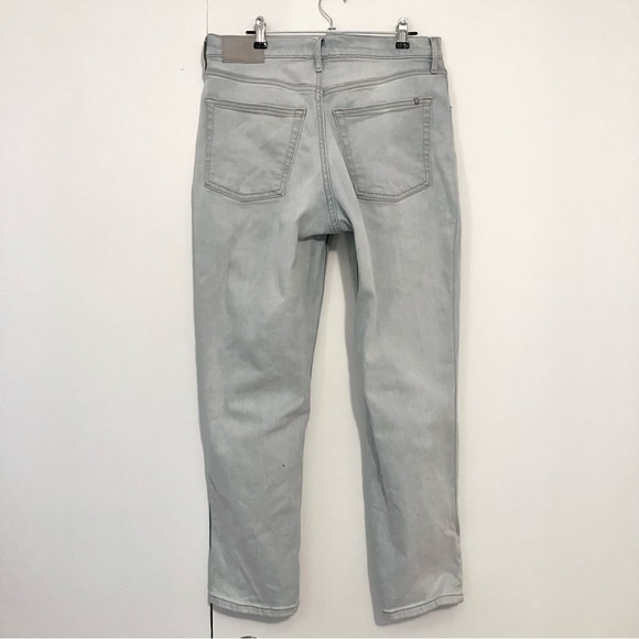 Everlane The Original Cheeky Jean - Picture 4 of 5